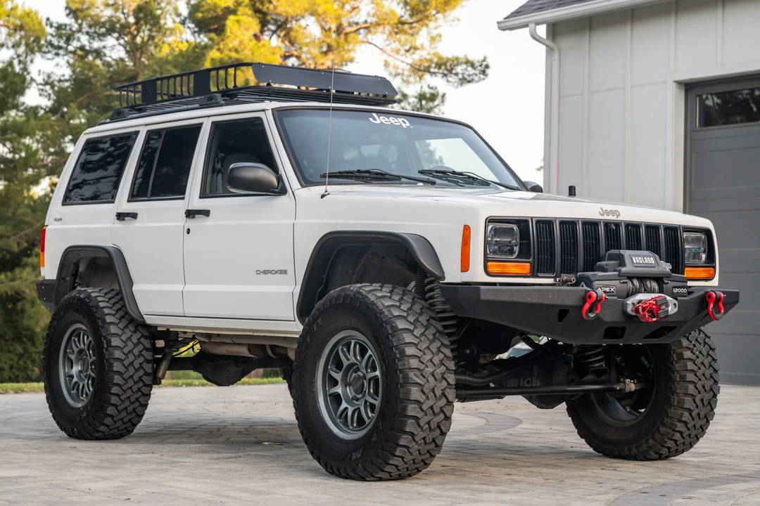 2001 Jeep XJ Cherokee - Image 3 of 31