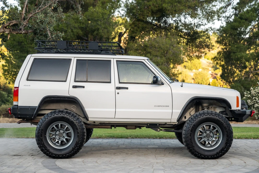 2001 Jeep XJ Cherokee - Image 4 of 31