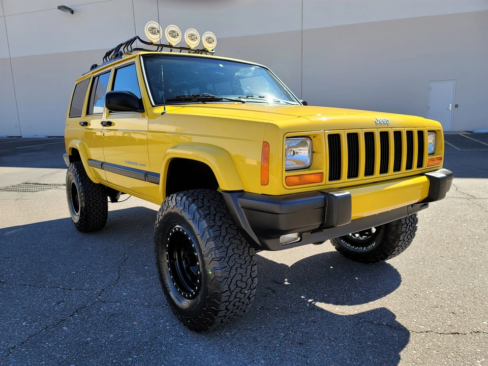 2001 Jeep XJ Cherokee - Image 3 of 31