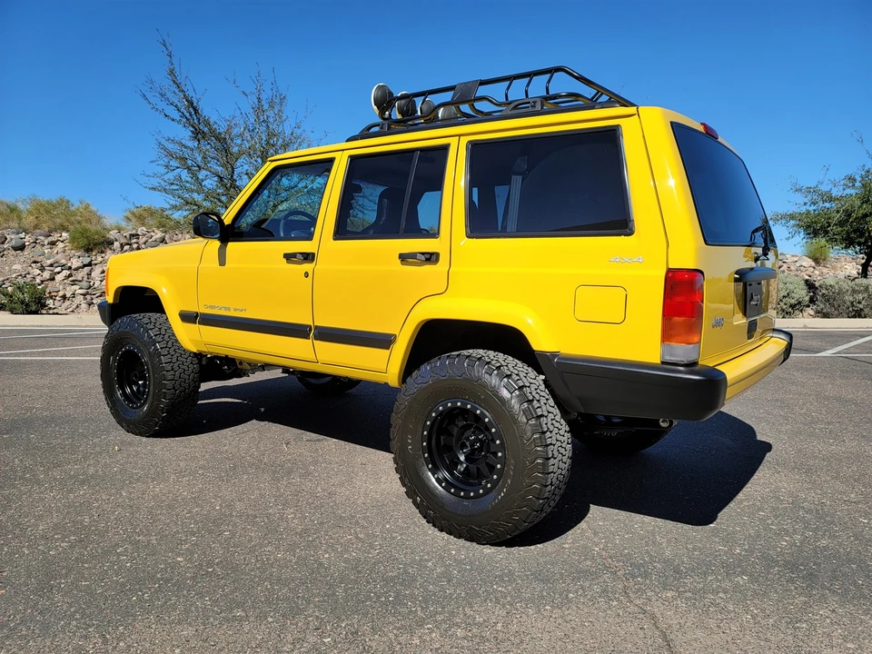 2001 Jeep XJ Cherokee - Image 15 of 31