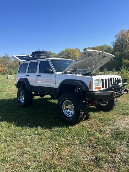 2001 Jeep XJ Cherokee - Image 13 of 31