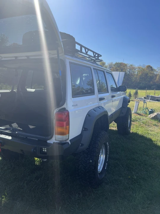 2001 Jeep XJ Cherokee - Image 27 of 31