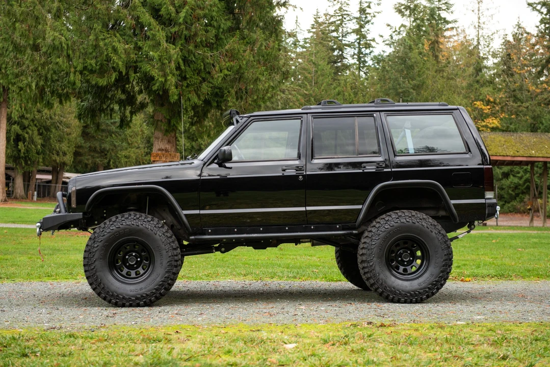 2001 Jeep XJ Cherokee - Image 22 of 31