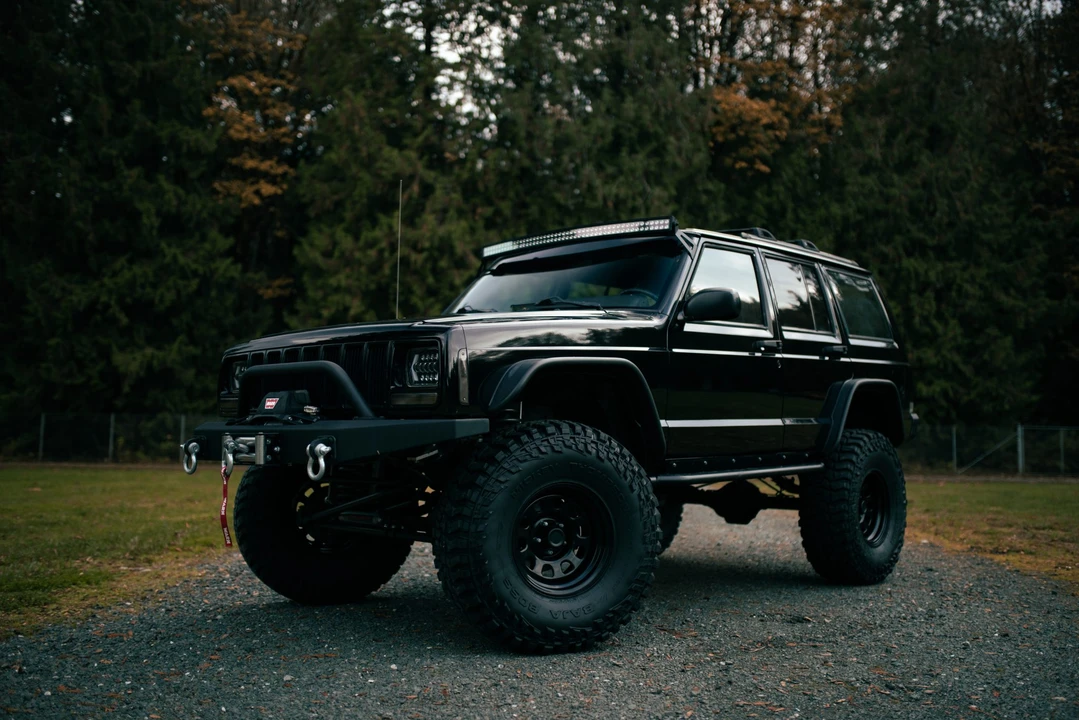 2001 Jeep XJ Cherokee - Image 6 of 31