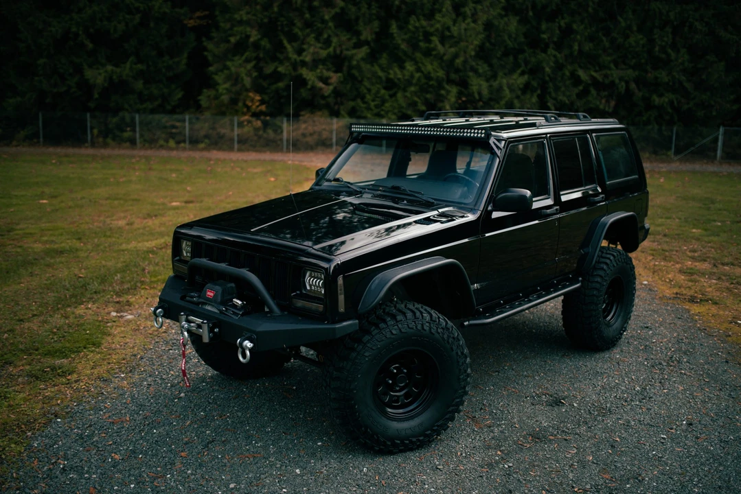 2001 Jeep XJ Cherokee - Image 7 of 31