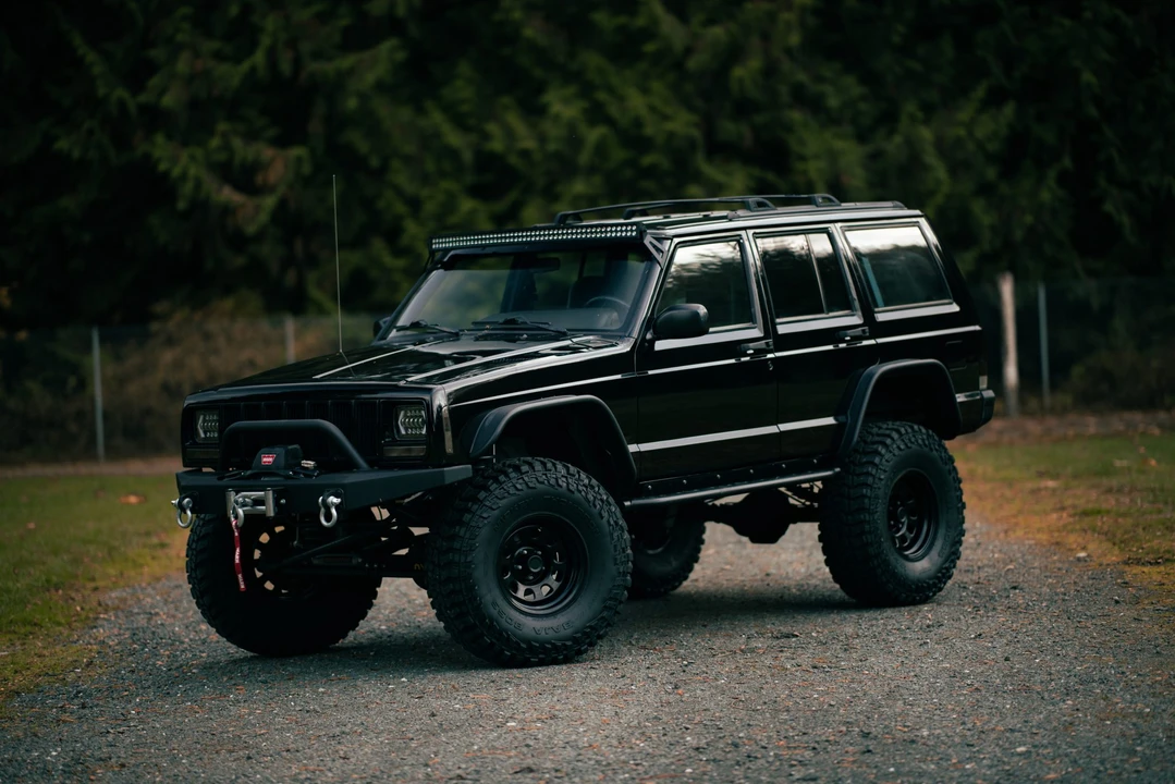 2001 Jeep XJ Cherokee - Image 10 of 31