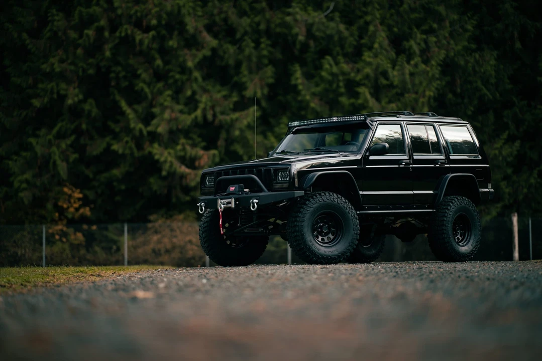 2001 Jeep XJ Cherokee - Image 11 of 31