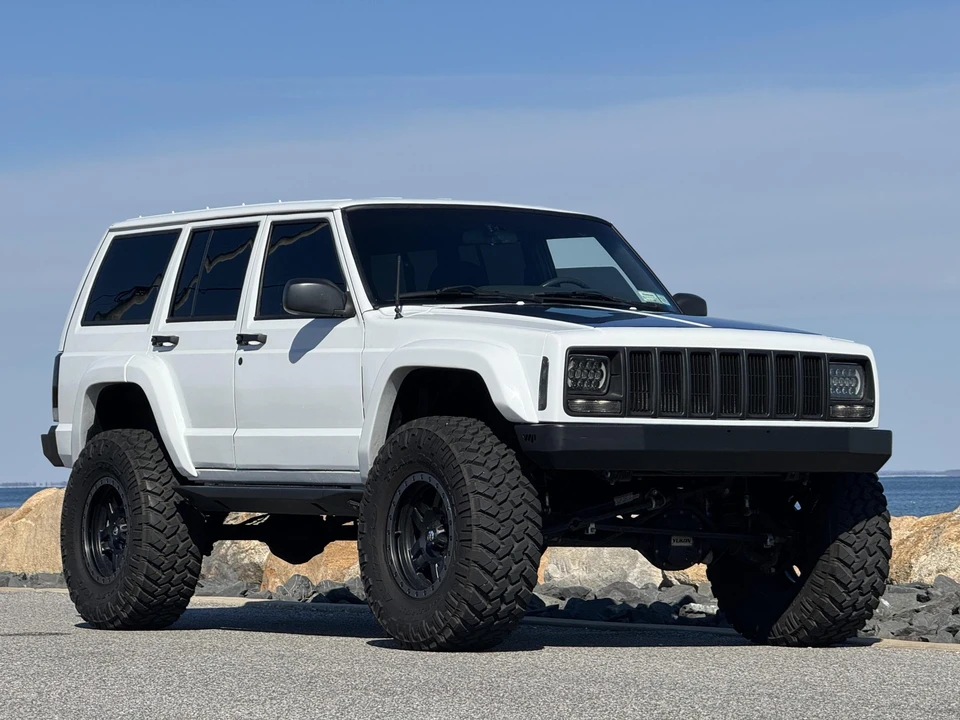 2001 Jeep XJ Cherokee - Image 15 of 31