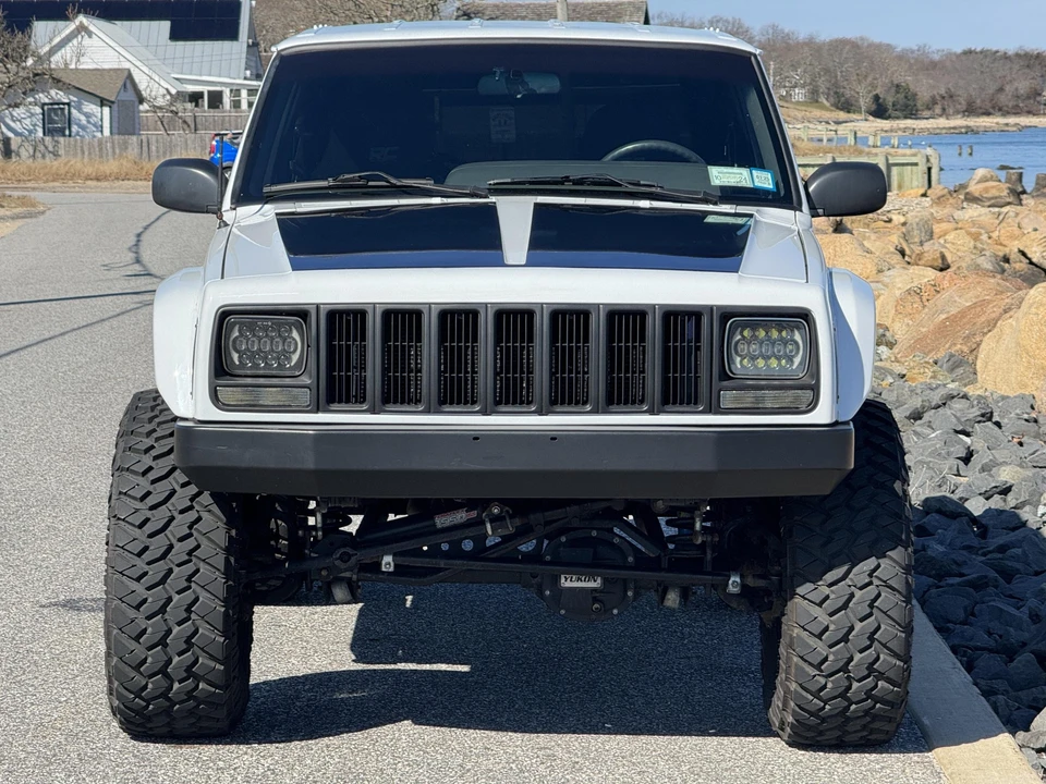 2001 Jeep XJ Cherokee - Image 8 of 31