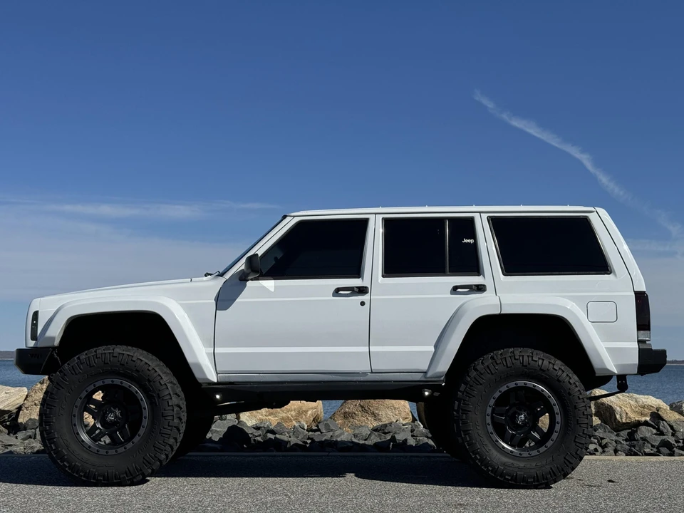 2001 Jeep XJ Cherokee - Image 27 of 31