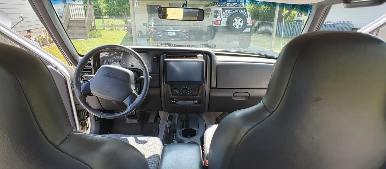 2001 Jeep XJ Cherokee - Image 29 of 31