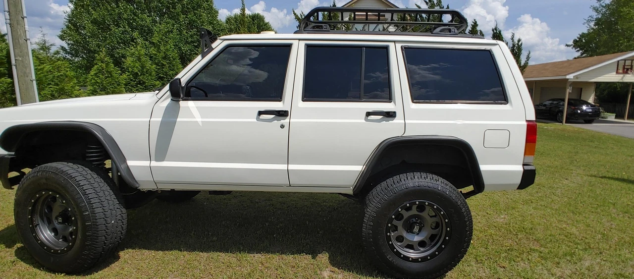2001 Jeep XJ Cherokee - Image 14 of 31