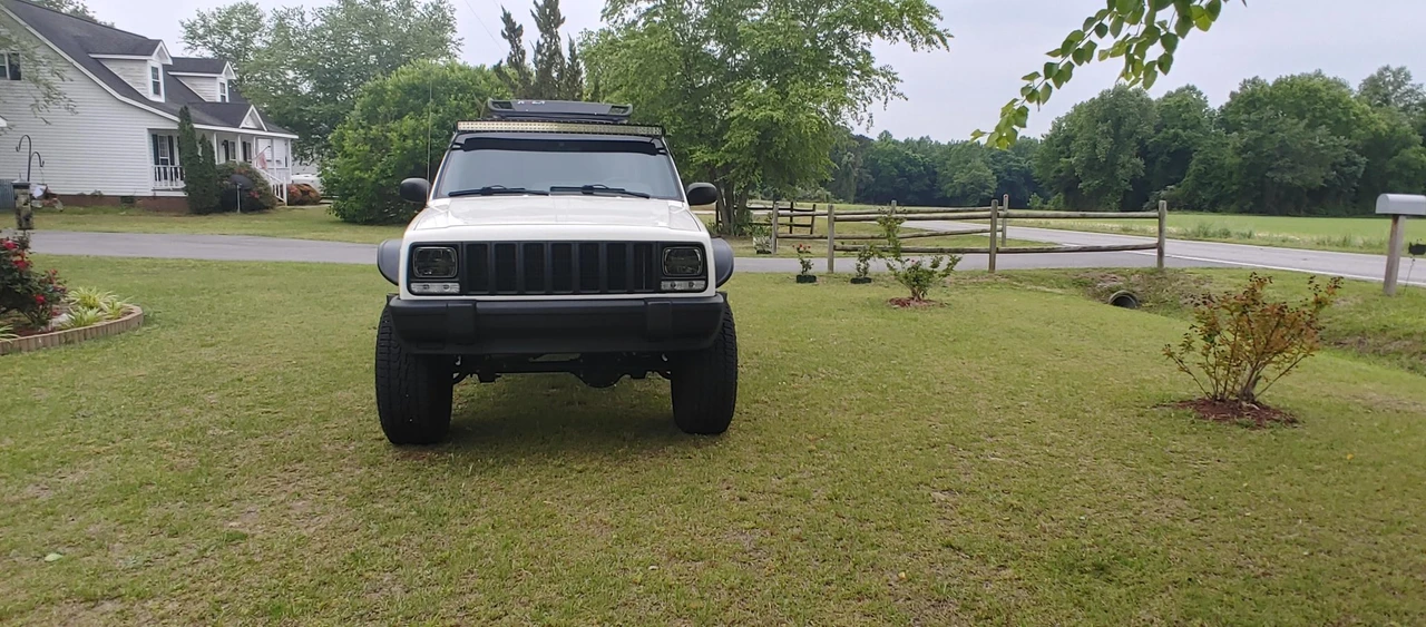 2001 Jeep XJ Cherokee - Image 3 of 31