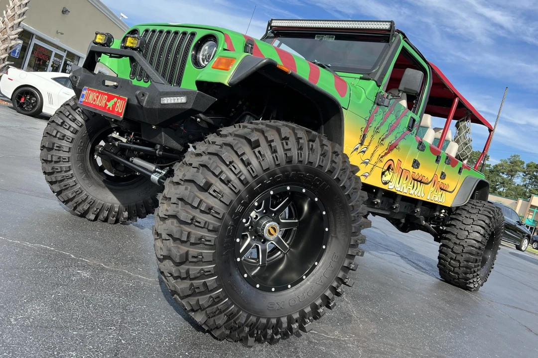 2001 Jeep TJ Wrangler - Image 3 of 31