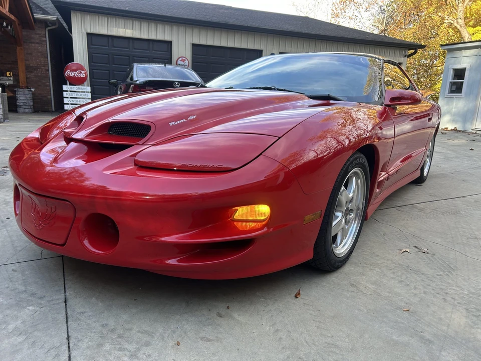 2001 Pontiac Firebird Trans Am 4th Gen - Image 2 of 31