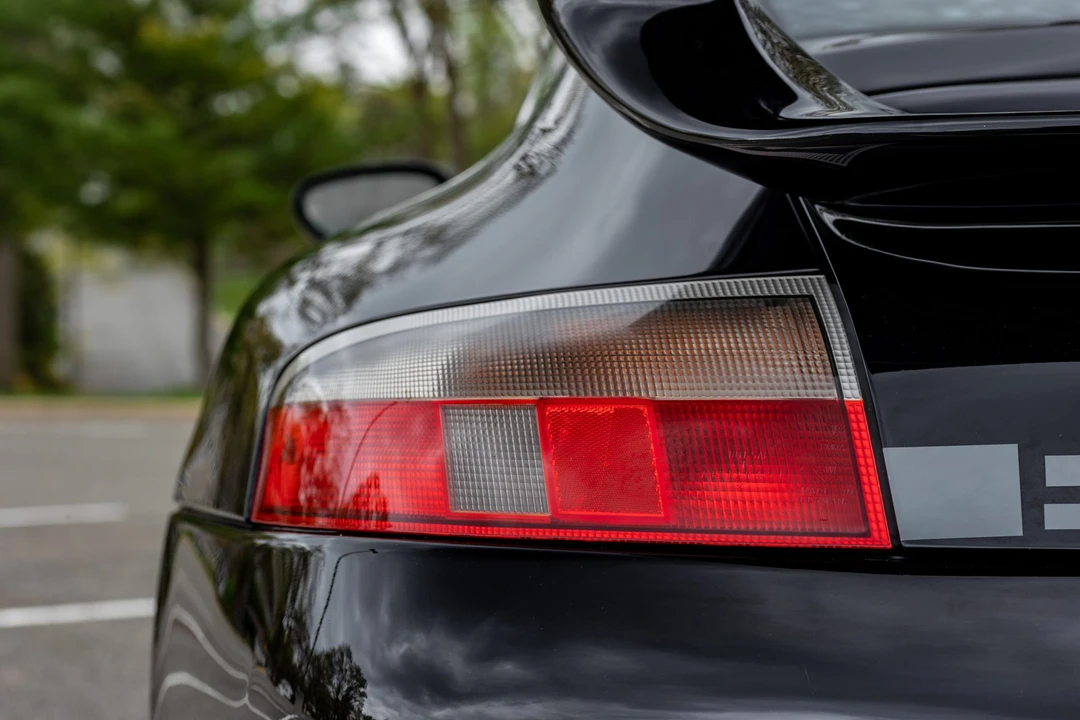 2001 Porsche 996 Carrera - Image 22 of 31