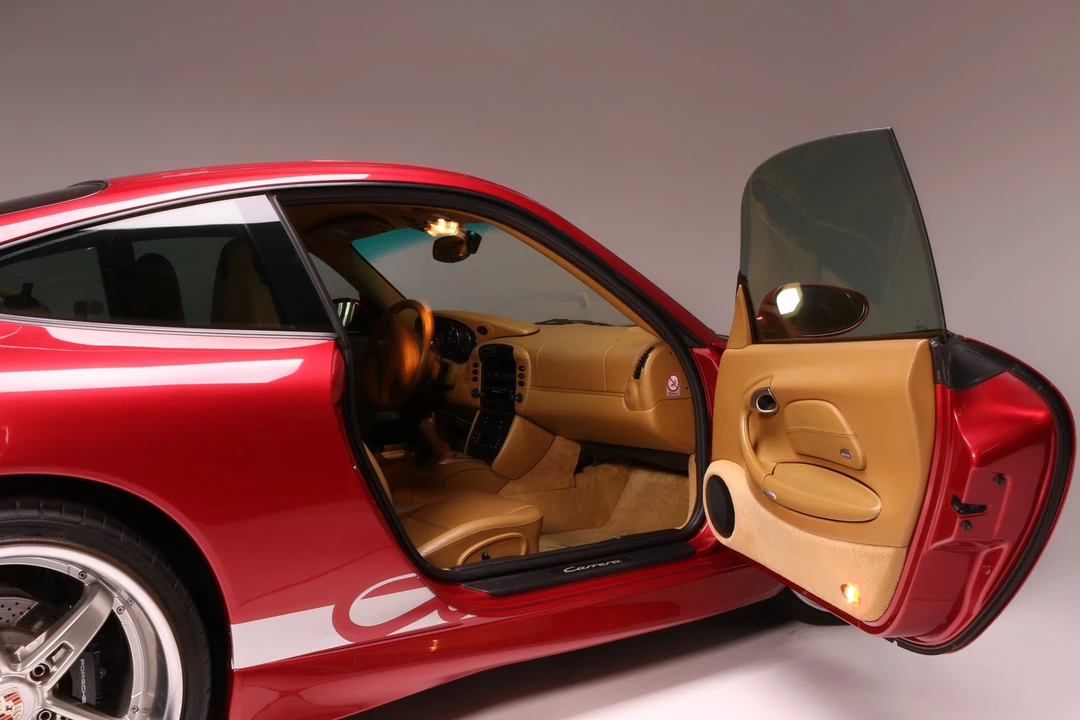 2001 Porsche 996 Carrera - Image 30 of 31