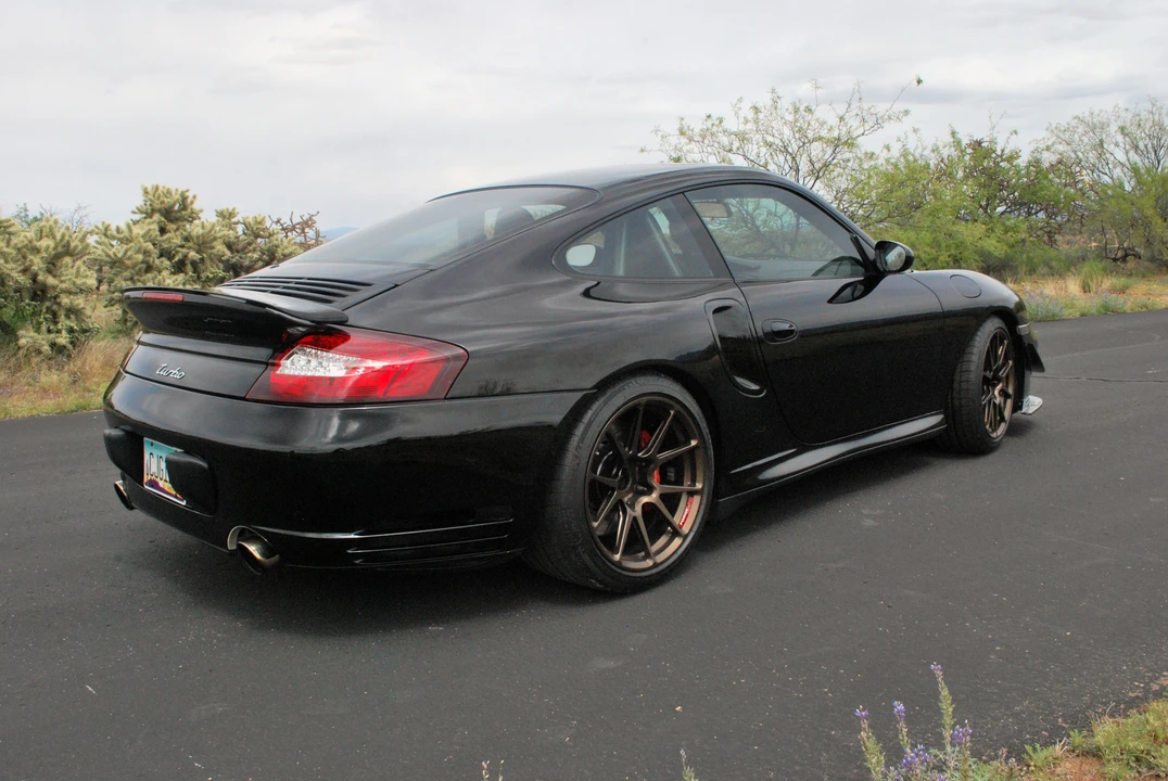 2001 Porsche 996 Turbo - Image 16 of 31