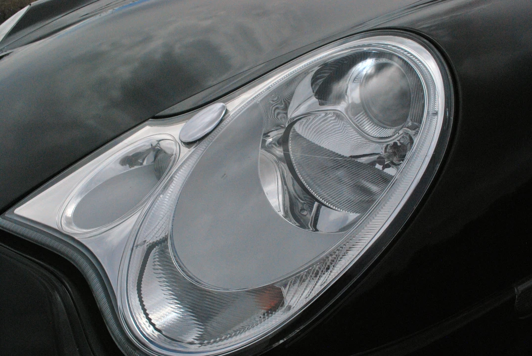 2001 Porsche 996 Turbo - Image 29 of 31