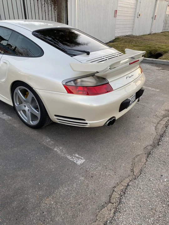 2001 Porsche 996 Turbo - Image 26 of 31