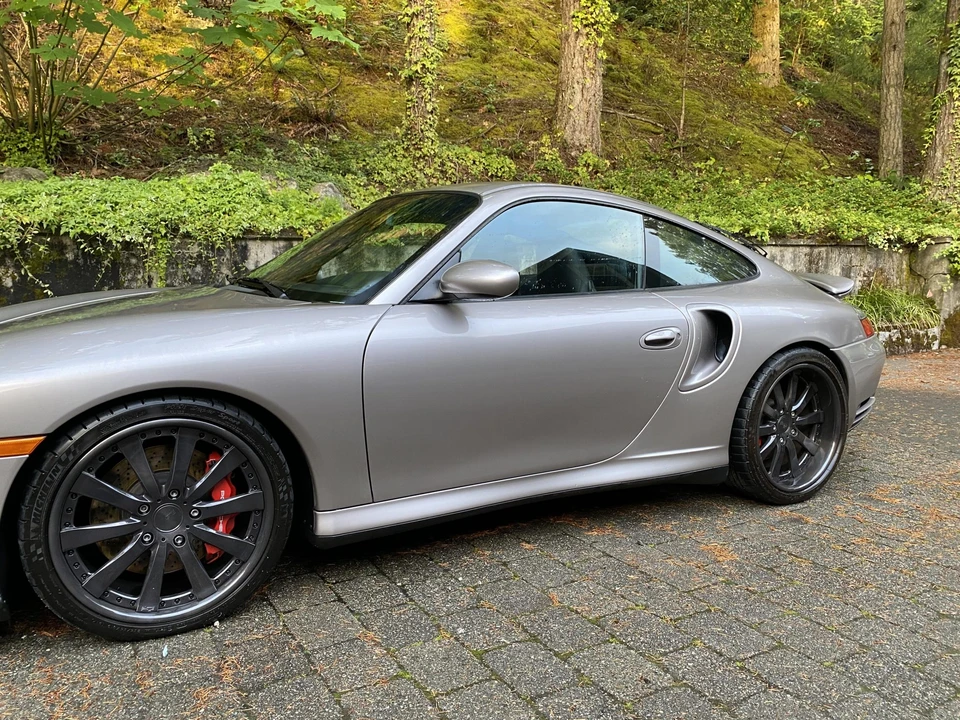2001 Porsche 996 Turbo - Image 28 of 31