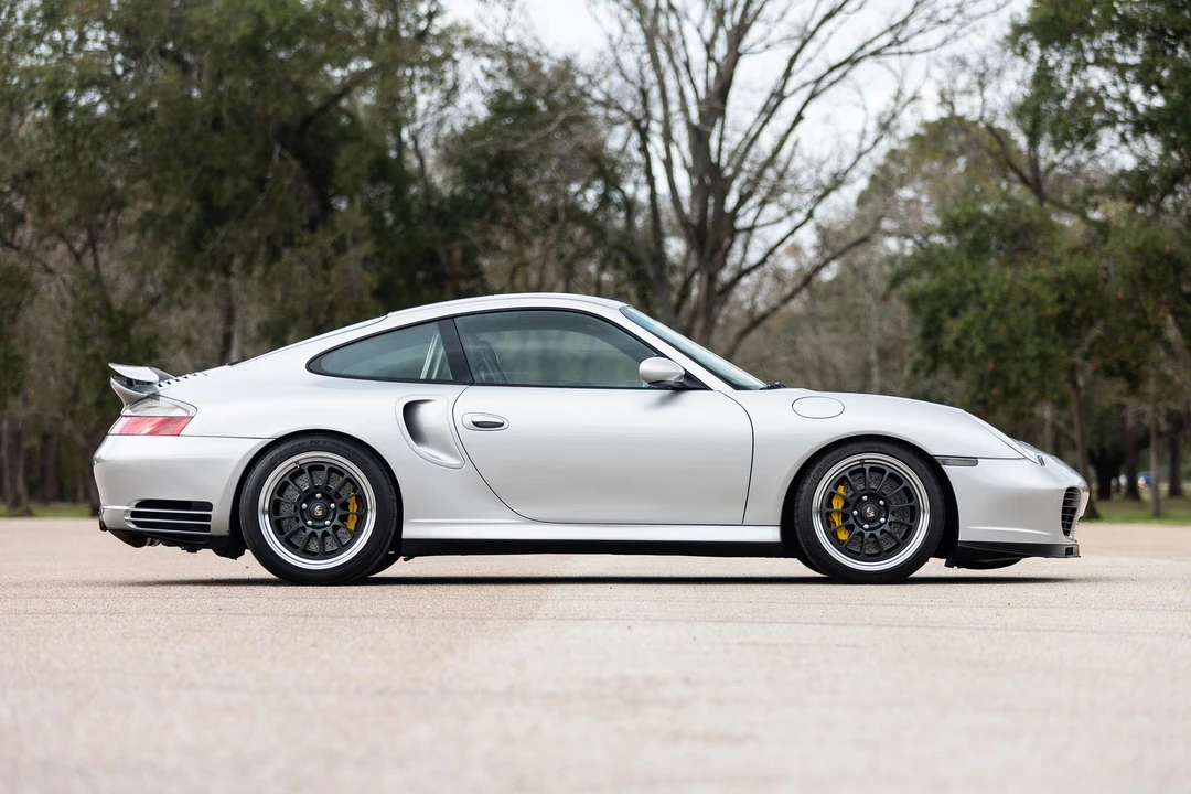 2001 Porsche 996 Turbo - Image 8 of 31