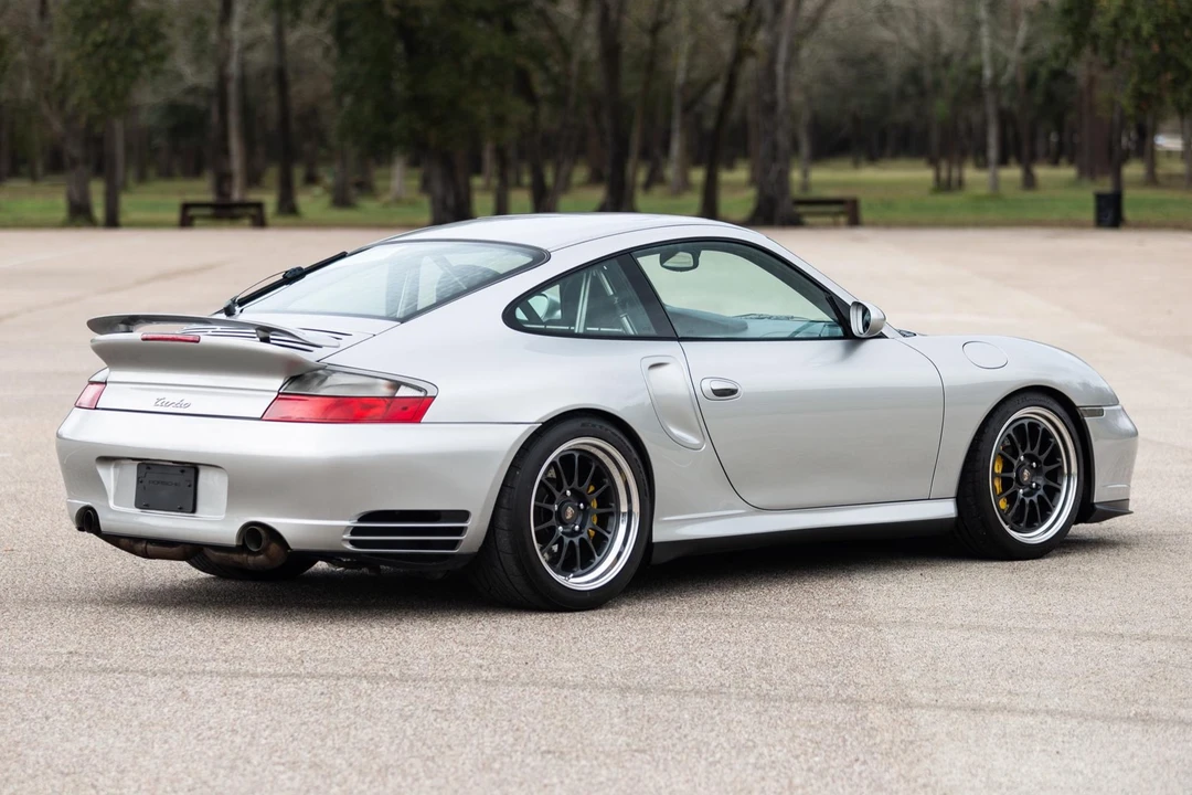 2001 Porsche 996 Turbo - Image 6 of 31