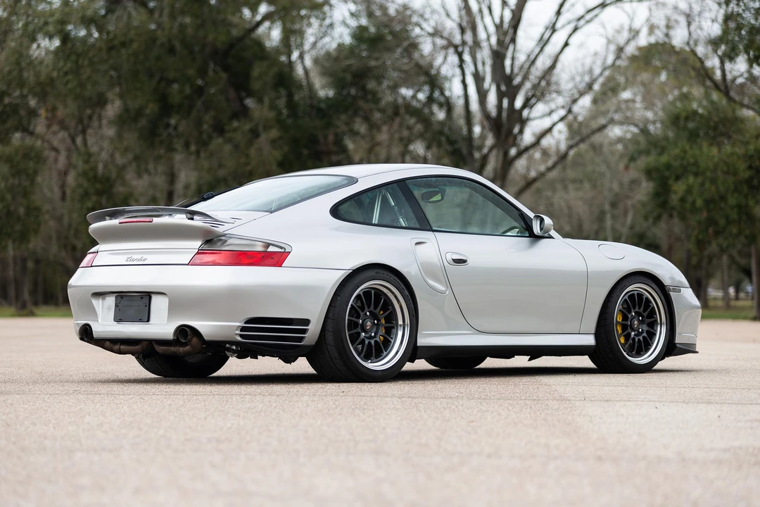 2001 Porsche 996 Turbo - Image 7 of 31