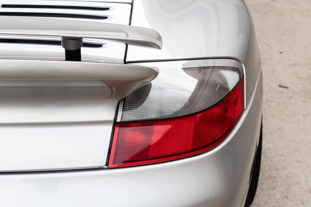 2001 Porsche 996 Turbo - Image 24 of 31