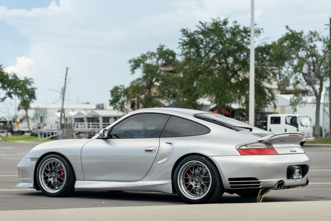 2001 Porsche 996 Turbo - Image 11 of 31