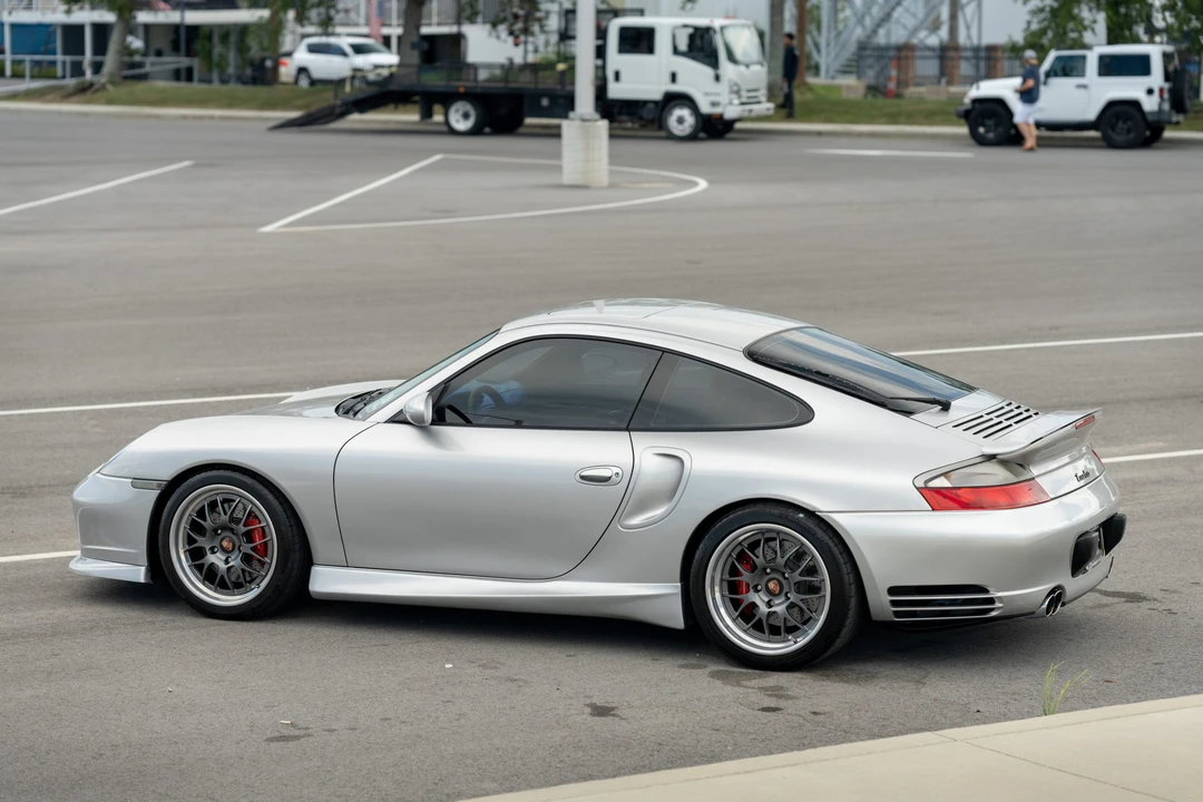 2001 Porsche 996 Turbo - Image 24 of 31