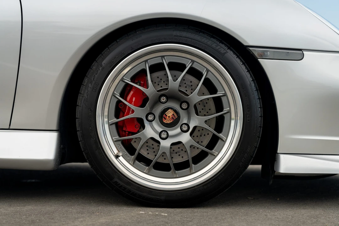 2001 Porsche 996 Turbo - Image 30 of 31