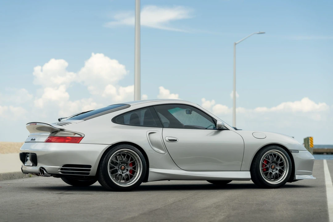 2001 Porsche 996 Turbo - Image 6 of 31