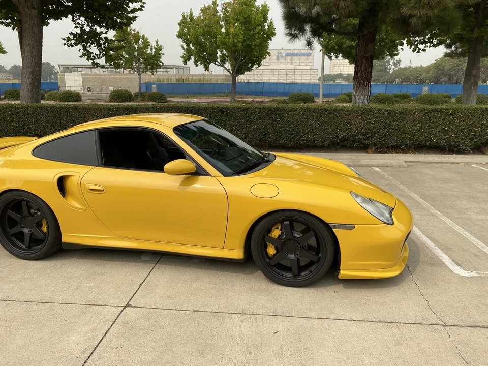 2001 Porsche 996 Turbo - Image 13 of 31