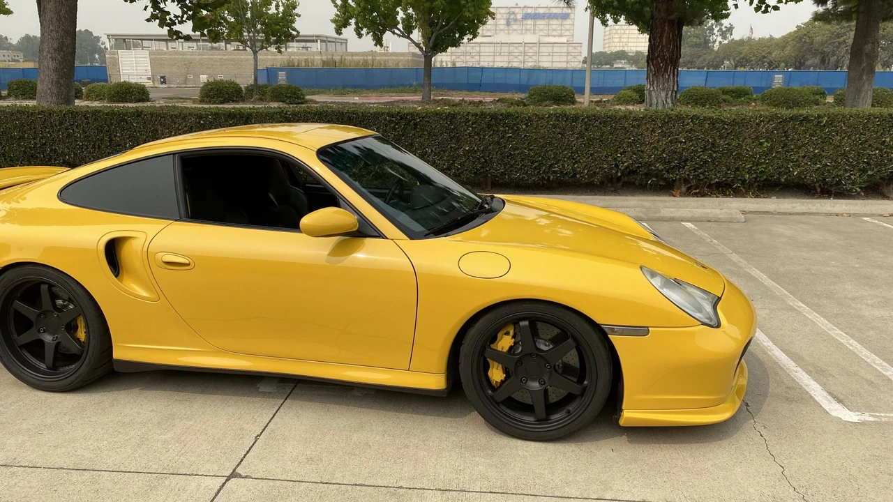 2001 Porsche 996 Turbo - Image 17 of 31