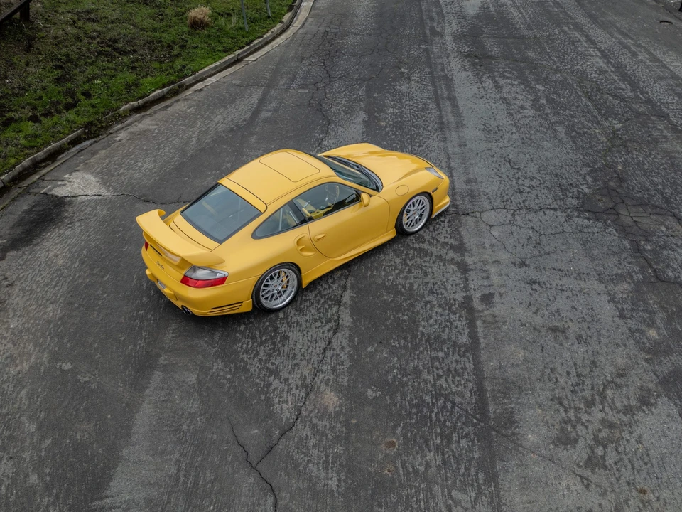 2001 Porsche 996 Turbo - Image 30 of 31