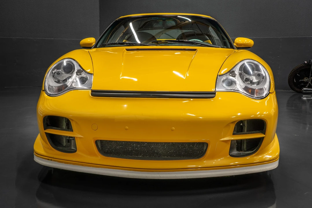 2001 Porsche 996 Turbo - Image 19 of 31