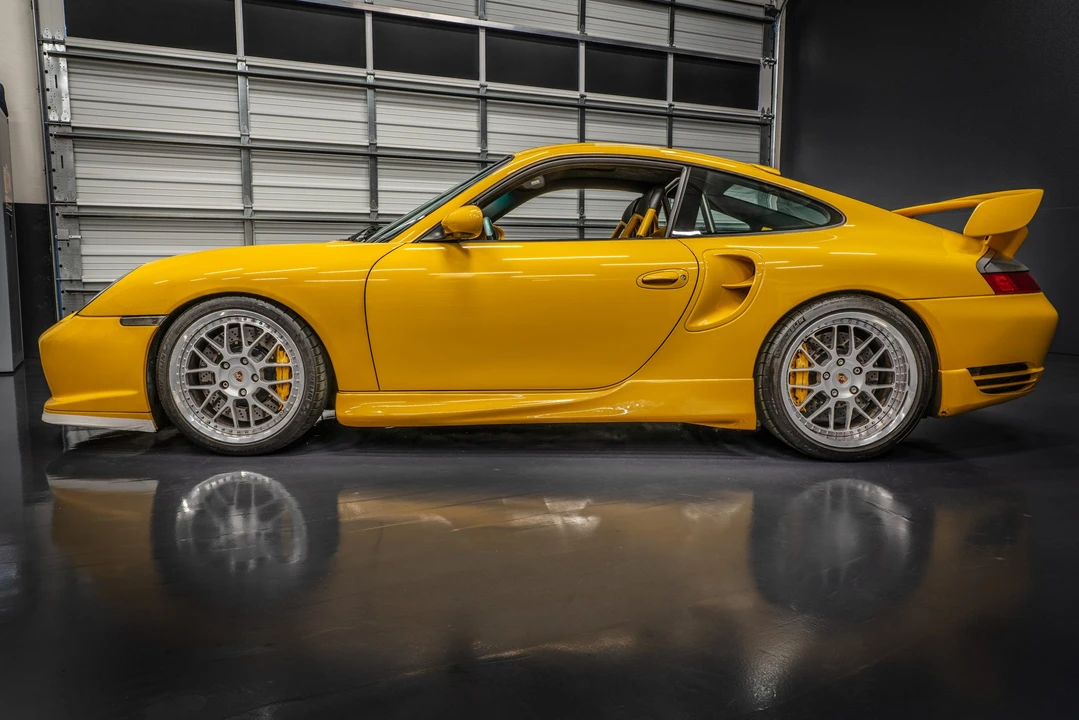 2001 Porsche 996 Turbo - Image 28 of 31
