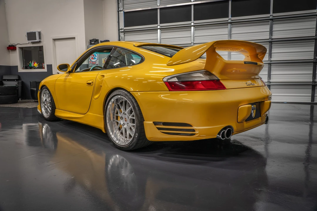 2001 Porsche 996 Turbo - Image 27 of 31