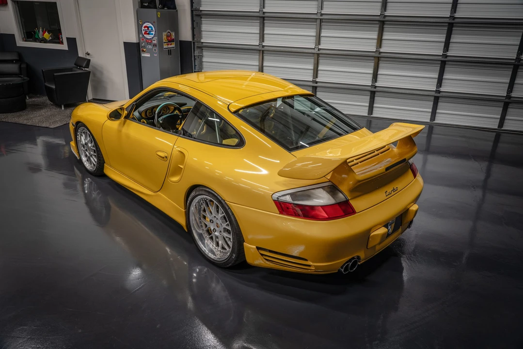 2001 Porsche 996 Turbo - Image 26 of 31