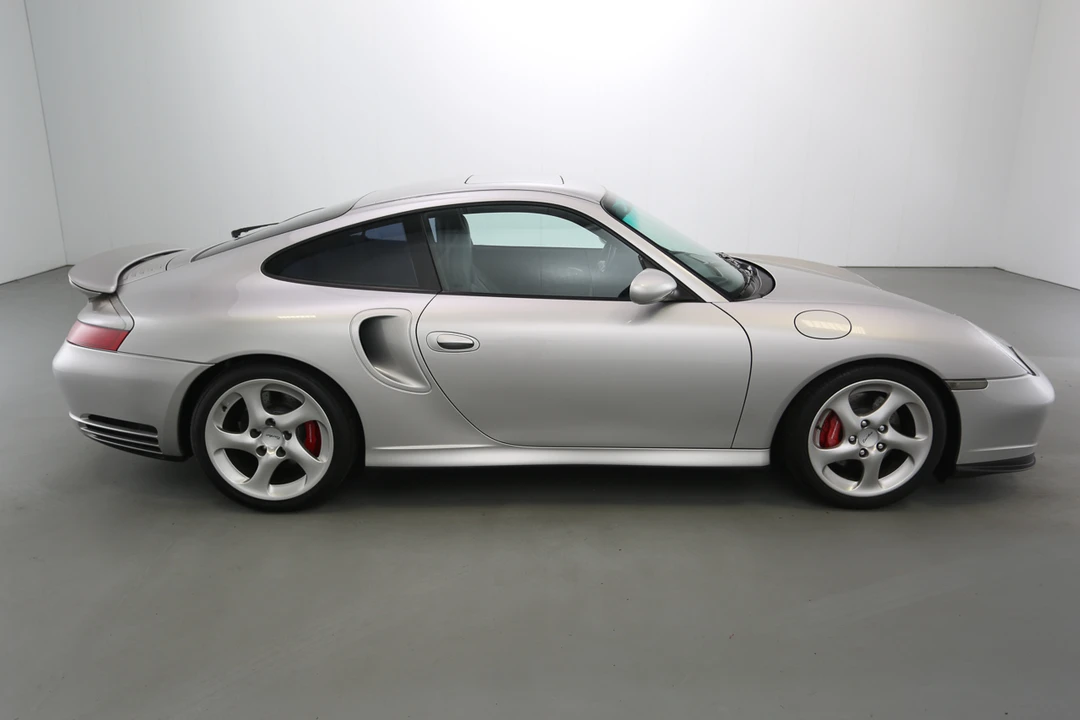 2001 Porsche 996 Turbo - Image 12 of 31