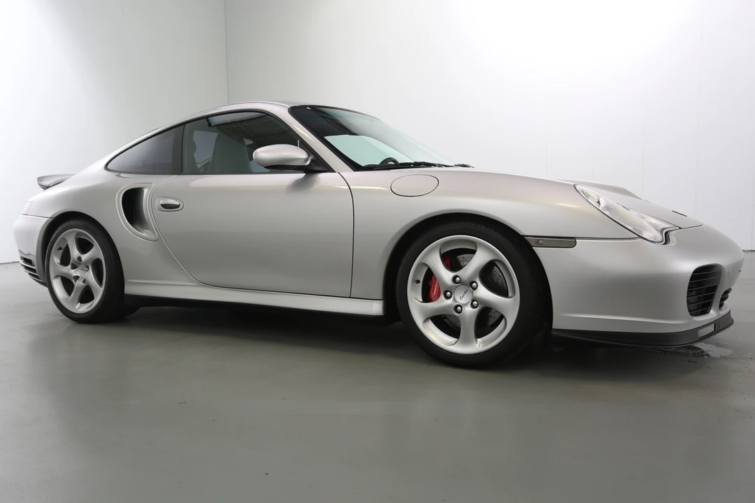 2001 Porsche 996 Turbo - Image 13 of 31