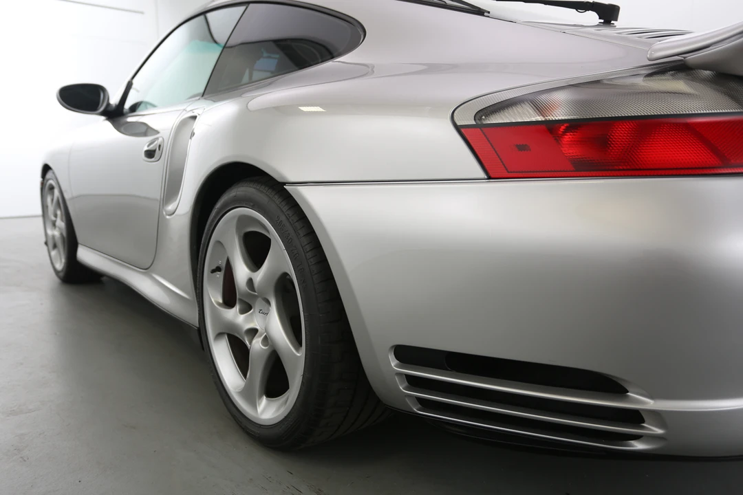 2001 Porsche 996 Turbo - Image 18 of 31