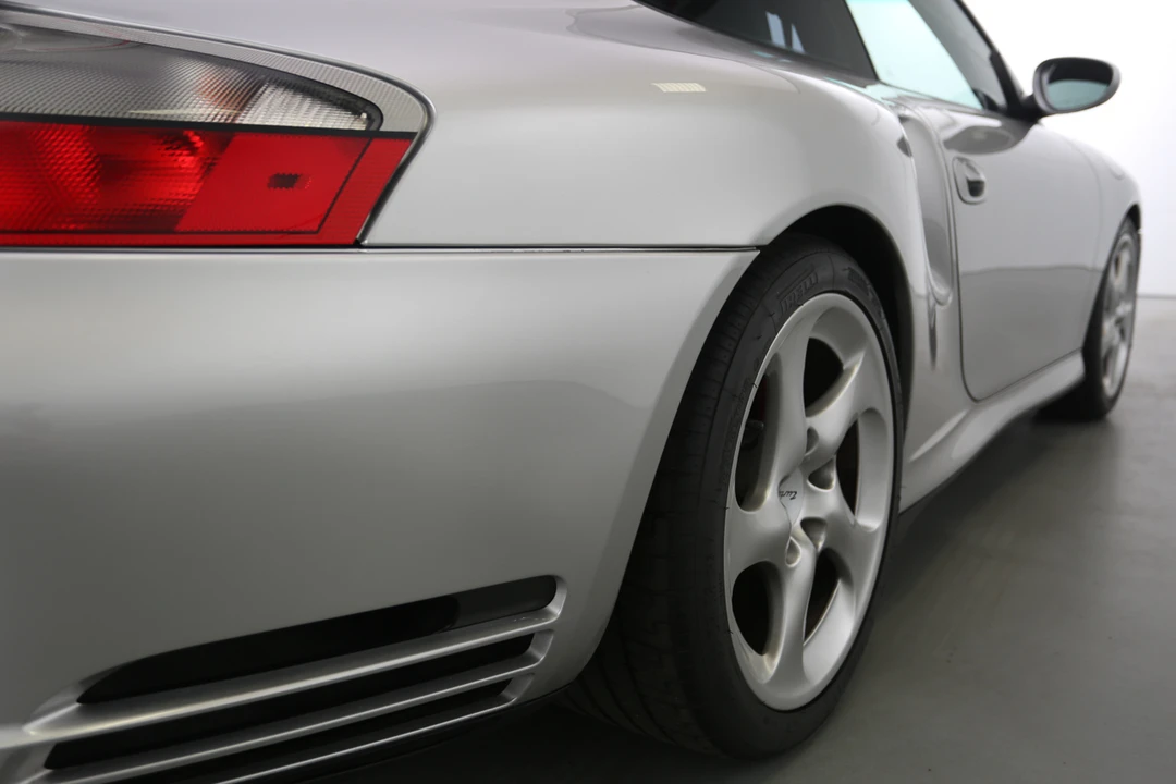 2001 Porsche 996 Turbo - Image 19 of 31