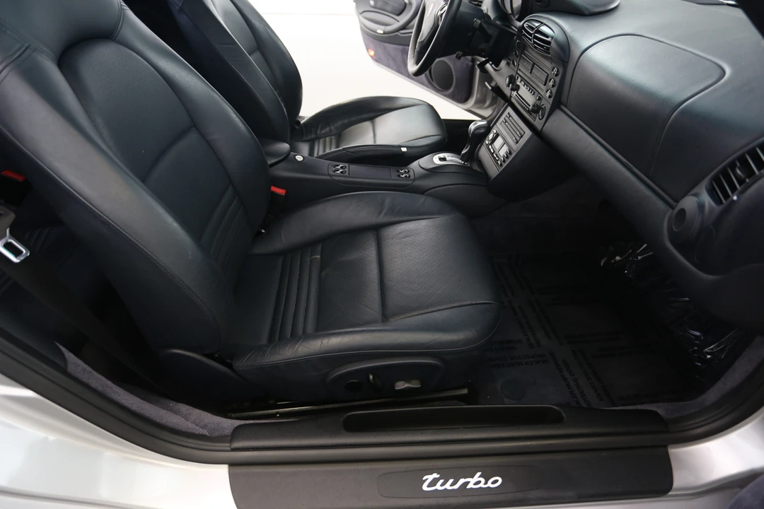 2001 Porsche 996 Turbo - Image 28 of 31