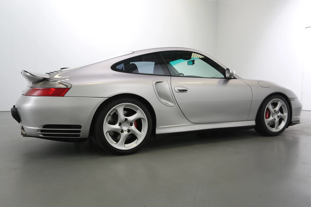 2001 Porsche 996 Turbo - Image 10 of 31