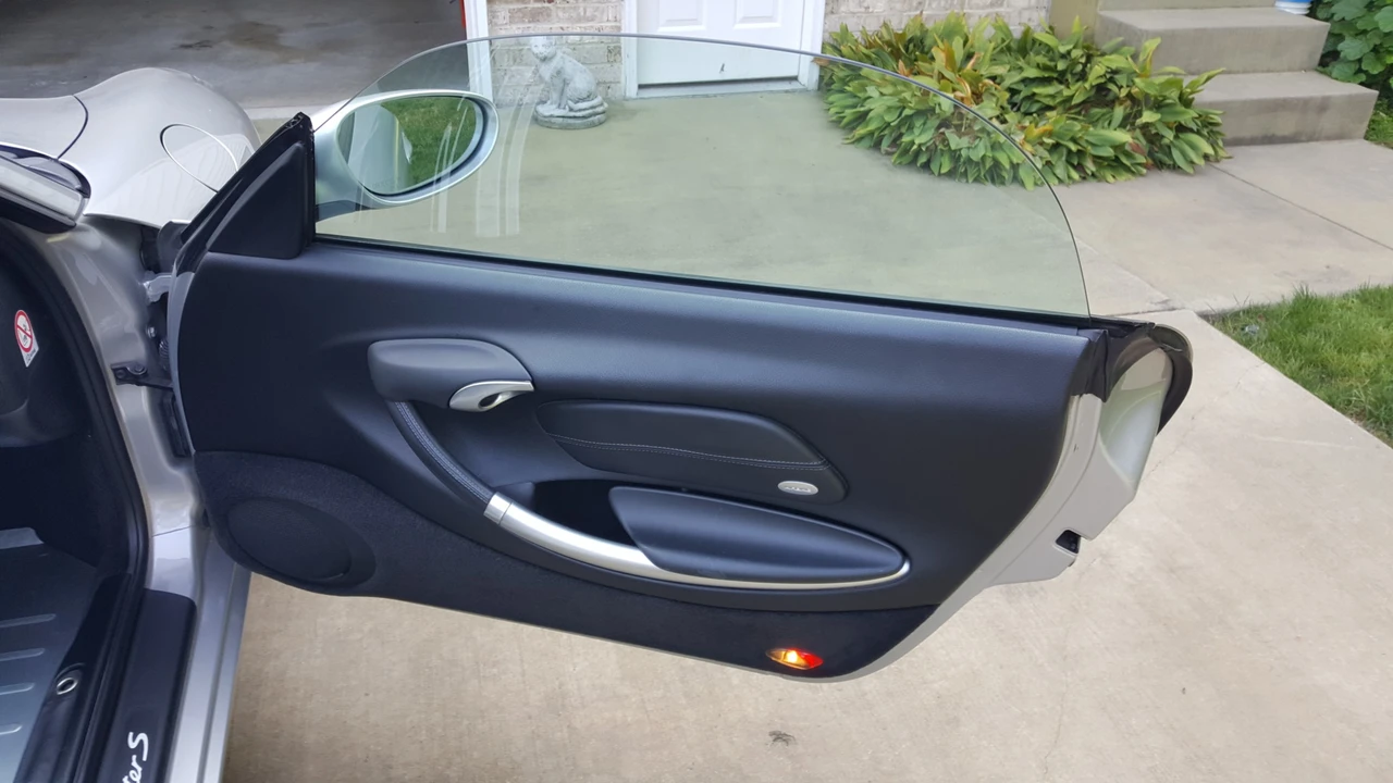 2001 Porsche 986 Boxster S - Image 26 of 31