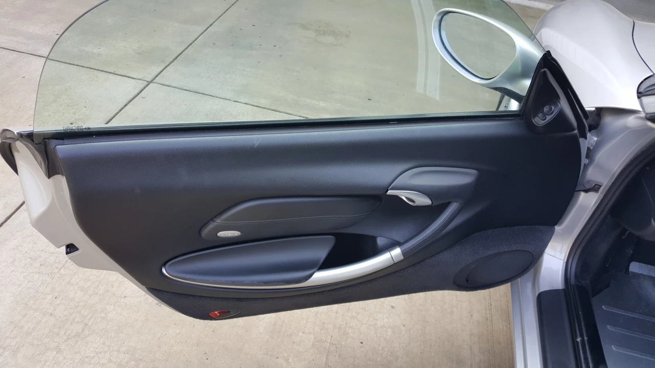 2001 Porsche 986 Boxster S - Image 25 of 31