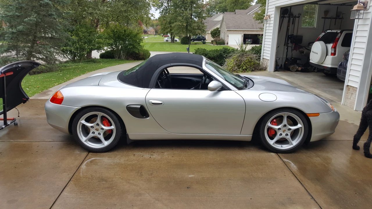 2001 Porsche 986 Boxster S - Image 9 of 31