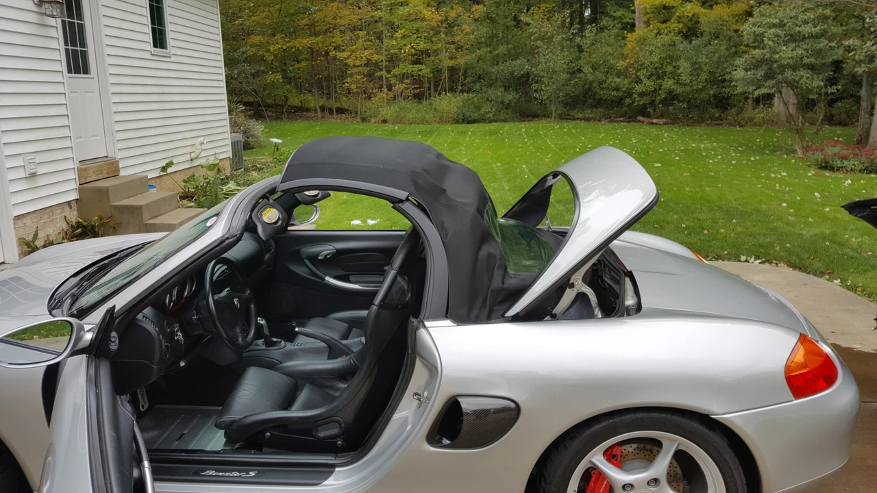 2001 Porsche 986 Boxster S - Image 18 of 31